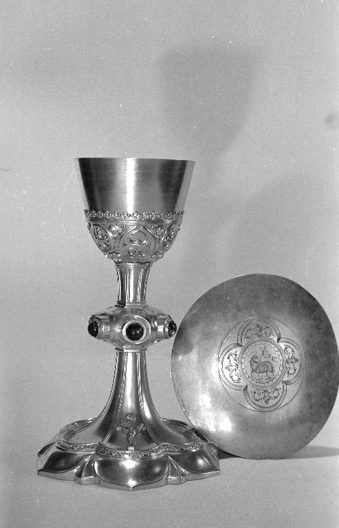 Calice et patène 3, basilique Notre-Dame-du-Roncier (Josselin)