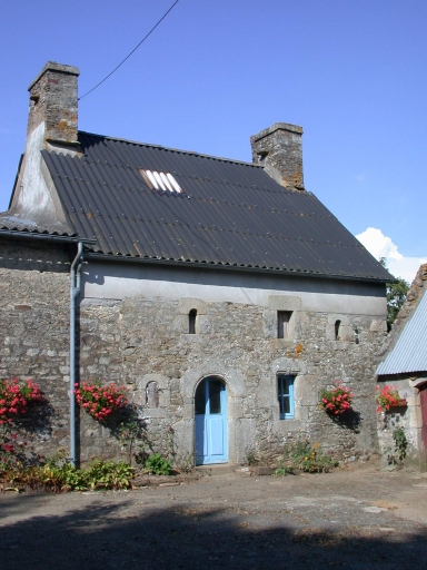 Ferme, Lintivic (Baud)