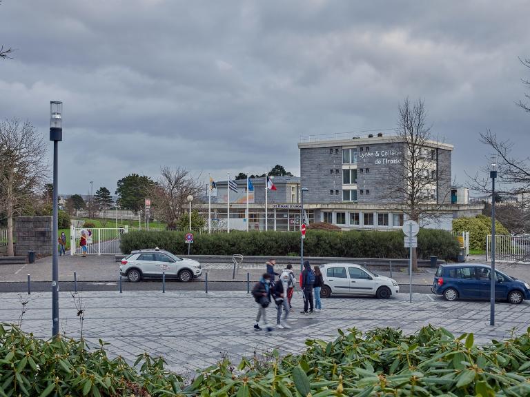 Cité scolaire de l'Iroise, dite aussi lycée et collège de l'Iroise, anciennement lycée de Saint-Marc (Brest)