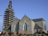 Église paroissiale Saint-Pierre, place du Bourg (Pleumeur-Bodou)