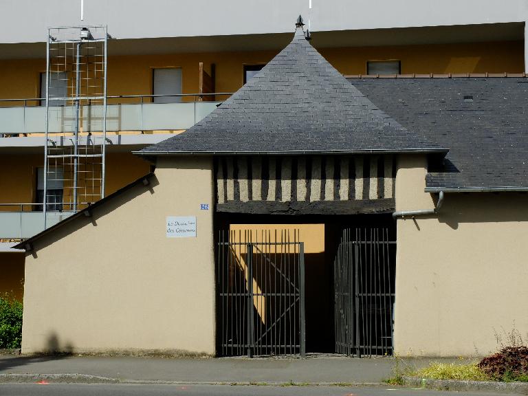 Ancien manoir, puis maison de retenue, le Pâtis (Mordelles)
