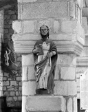 Statue (d'applique, petite nature) : saint Pierre, prieuré Saint-Martin, église paroissiale de bénédictins (Tremblay fusionnée en Val-Couesnon en 2019)