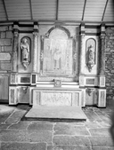 Autel, retable (autel secondaire, retable architecturé), dit retable de sainte Barbe, église paroissiale Saint-Blaise (Bulat-Pestivien)