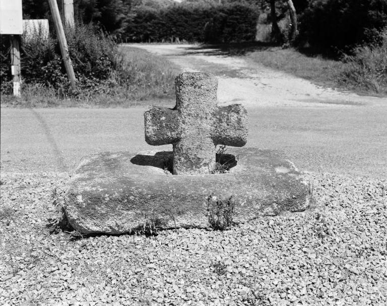 Croix de chemin, la Croix de Bel (Surzur)