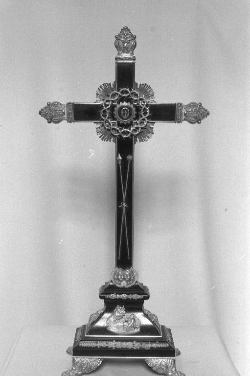 Croix-reliquaire, église paroissiale Saint-Nicolas (La Gacilly)