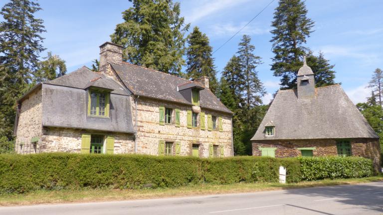Chapelle Saint-Eloi et chapelle neuve, les Forges (Paimpont)