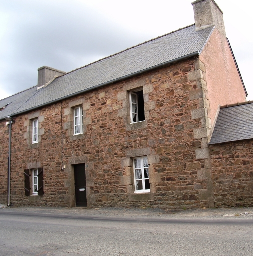 Maison, 22 rue Saint Gonéry (Plougrescant)