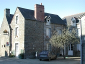 Maison (Bonnemain)
