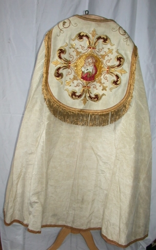 Chape blanche 2