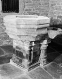 Fonts baptismaux, église paroissiale Saint-Servais (Saint-Servant-sur-Oust)