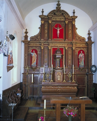 Ensemble du maître-autel : autel, gradin, tabernacle, exposition, retable, degrés