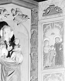 Bas-relief (2, en pendant) : les Apôtres, chapelle Saint-Sébastien (Saint-Ségal)