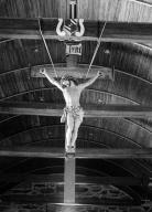 Croix (crucifix, grandeur nature) : Christ en croix, église paroissiale Saint-Mahouarn (Plomodiern)