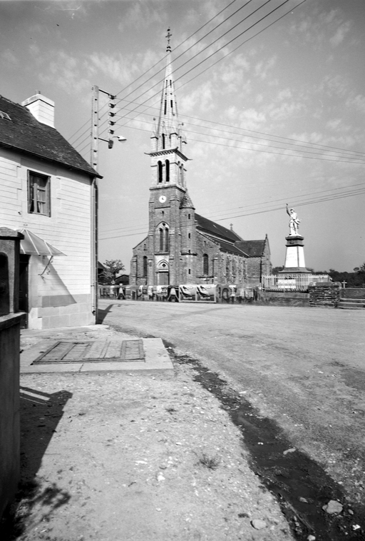Eglise paroissiale Saint-Paul (Paule)