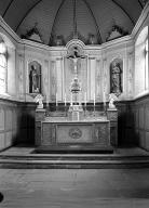 Autel, retable, gradins d'autel (2), exposition (maître-autel, autel tombeau, retable à panneau compartimenté, retable architecturé à niche), église paroissiale Saint-Primel (Primelin)