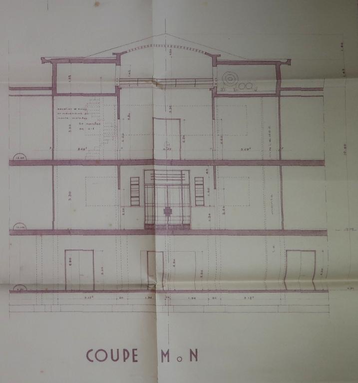 La chapelle du lycée Jean Guéhenno et sa décoration, 11 rue du Champ Rossignol (Fougères)