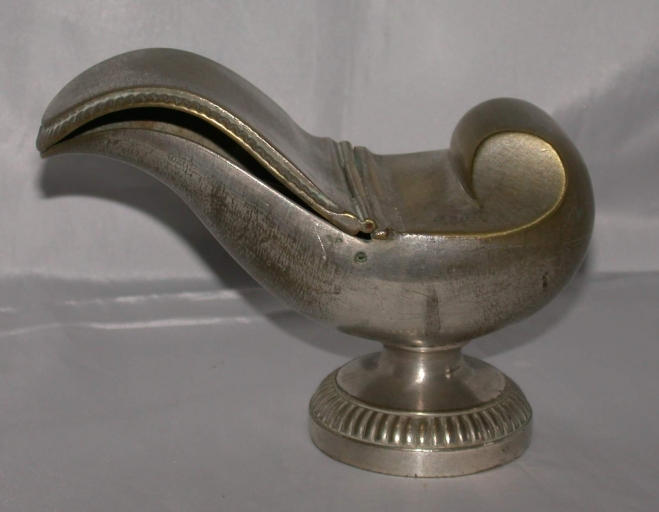 Navette à encens