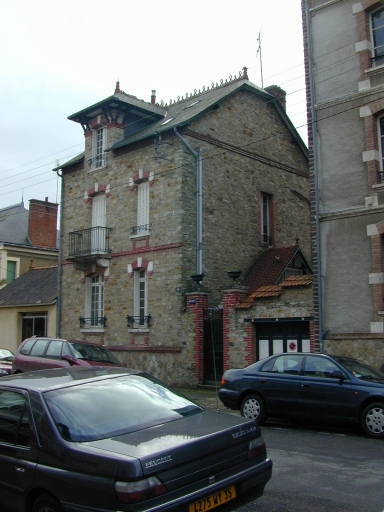 Maison, dite Doux-Séjour, 9 rue du Sapeur-Michel-Jouan (Rennes)