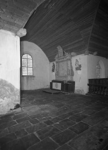 Retable latéral, chapelle Saint-Tudec (Poullaouen)