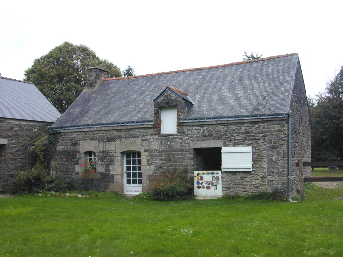Maison, Kercadoret-Pennaut (Pluméliau fusionnée en Pluméliau-Bieuzy en 2019)