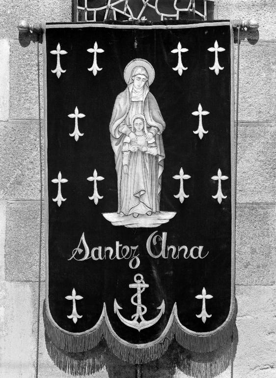Bannière (anciennement numéro 1) : Education de la Vierge, Immaculée Conception, église paroissiale Saint-Collodan, Saint-Guénolé (île de Sein)