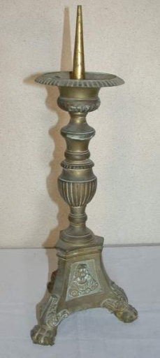 Série de 4 chandeliers d'église