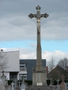 Monument aux morts, avenue du Général de Gaulle (Bruz)