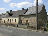 Ferme, rue de Guinefolle (La Guerche-de-Bretagne)