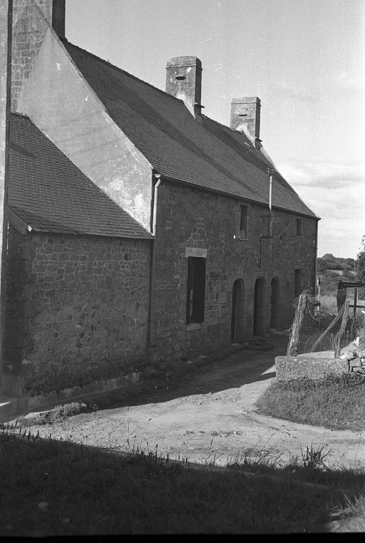 Maison, Tregornan (Glomel)