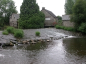 Moulin à farine de La Chèze et moulin à tan et tannerie Allaire, puis moulins à farine Morel, actuellement maison et centre culturel (La Chèze)
