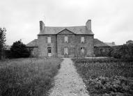 Presbytère, 2 rue du Presbytère (Leuhan)