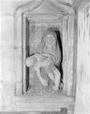 Groupe sculpté : Vierge de Pitié, église paroissiale Saint-Annouarn (Peumérit)