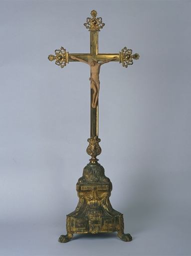 Croix d'autel 1