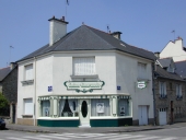 Maison à boutique, 42 rue du Champ-de-l'Orme (Rennes)