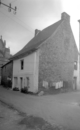 Maison, 9 place des Droits de l'Homme (Carhaix-Plouguer)