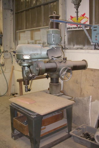 Machine à percer n° 3 (perceuse)