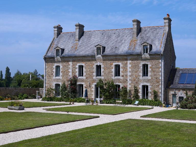 Presbytère 3 route du Château (Tonquédec)