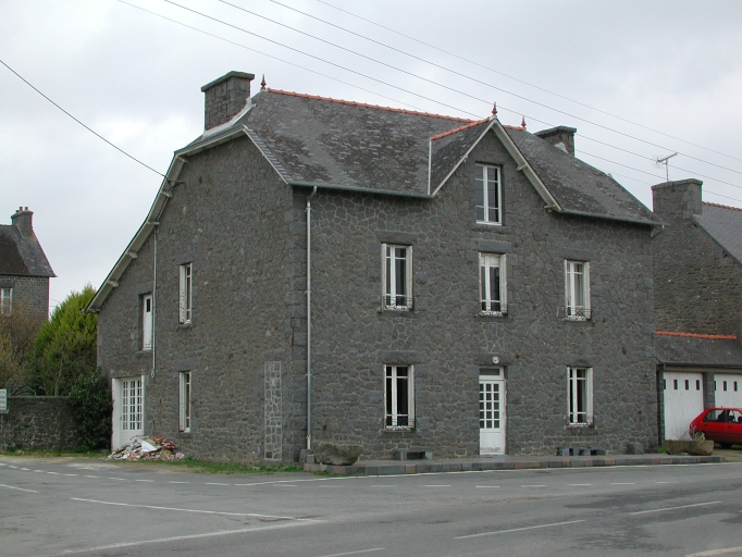Maison, les Chaussées (Saint-Pierre-de-Plesguen fusionnée en Mesnil-Roc'h en 2019)