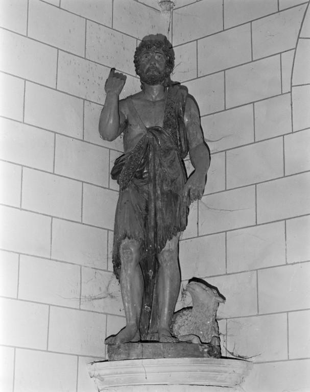 Statue (grandeur nature) : saint Jean-Baptiste, église paroissiale Saint-Saturnin (Sarzeau)