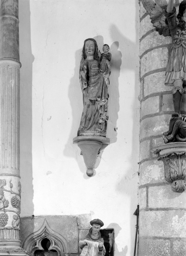 Statue : Vierge à l'Enfant 1