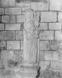 Statue (figure d'ornement) : sainte Anne trinitaire, église paroissiale Notre-Dame-de-Roscudon (Pont-Croix)