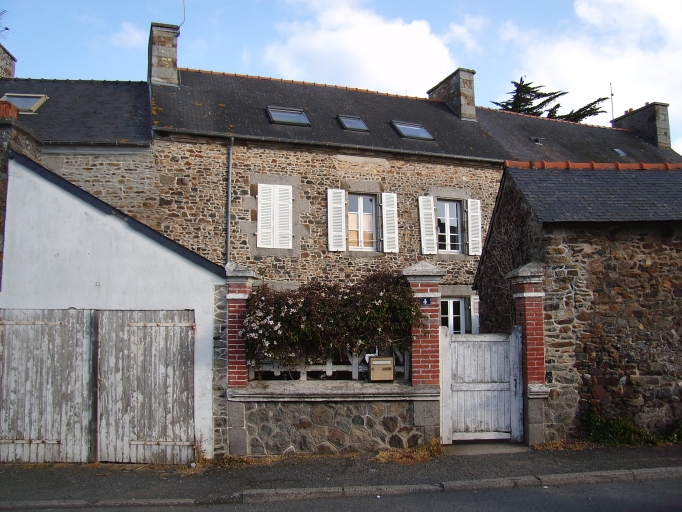 Maison, 4 rue Louis Jouvet (Pordic)