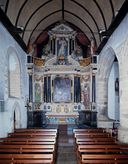 Ensemble du maître-autel : autel, retable, tabernacle, gradin d'autel, bas-reliefs, église Saint-Pierre-Saint-Paul (Guégon)