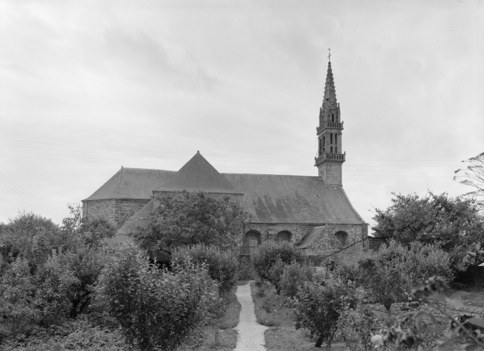 Eglise paroissiale Saint-Pierre (Spézet)