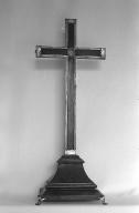 Croix-reliquaire, église paroissiale Saint-Gildas (Locqueltas)
