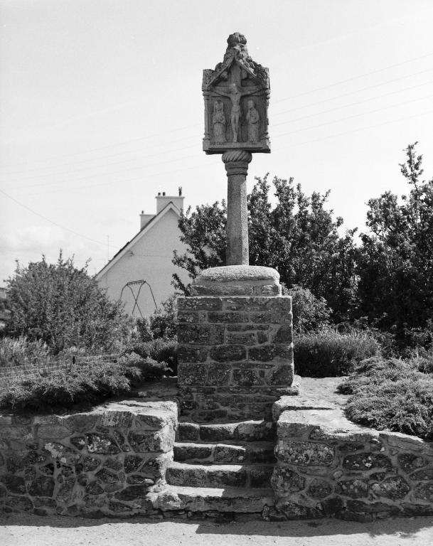 Croix de chemin, Montsarrac (Séné)
