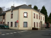 Maison à boutique, 10 rue de la Mézière (Melesse)