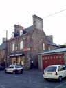 Maison, 4 place de l'Eglise (Epiniac)