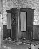 Confessionnal (3), prieuré Saint-Martin, église paroissiale de bénédictins (Tremblay fusionnée en Val-Couesnon en 2019)