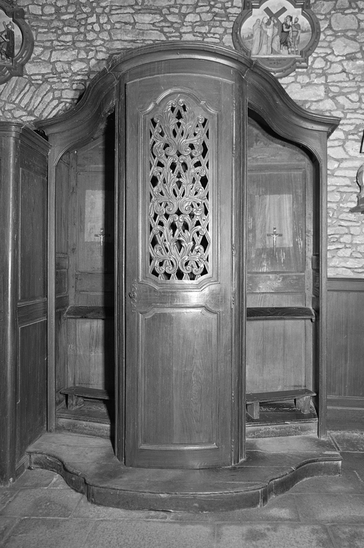 Ensemble de deux confessionnaux, église paroissiale Saint-Martin (Javené)